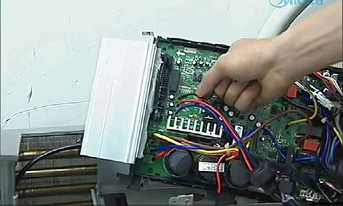 小金美的空调电话是多少